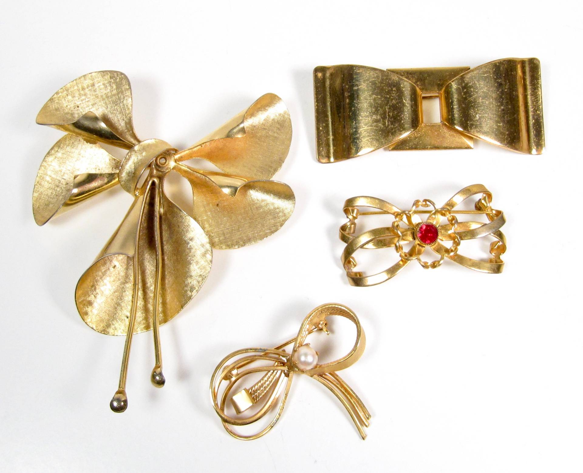 4 Pc Viel Gold Ton Mid Century Bow Brosche Pin Vintage Bögen Klein & Große Vtg von WickedCrafts