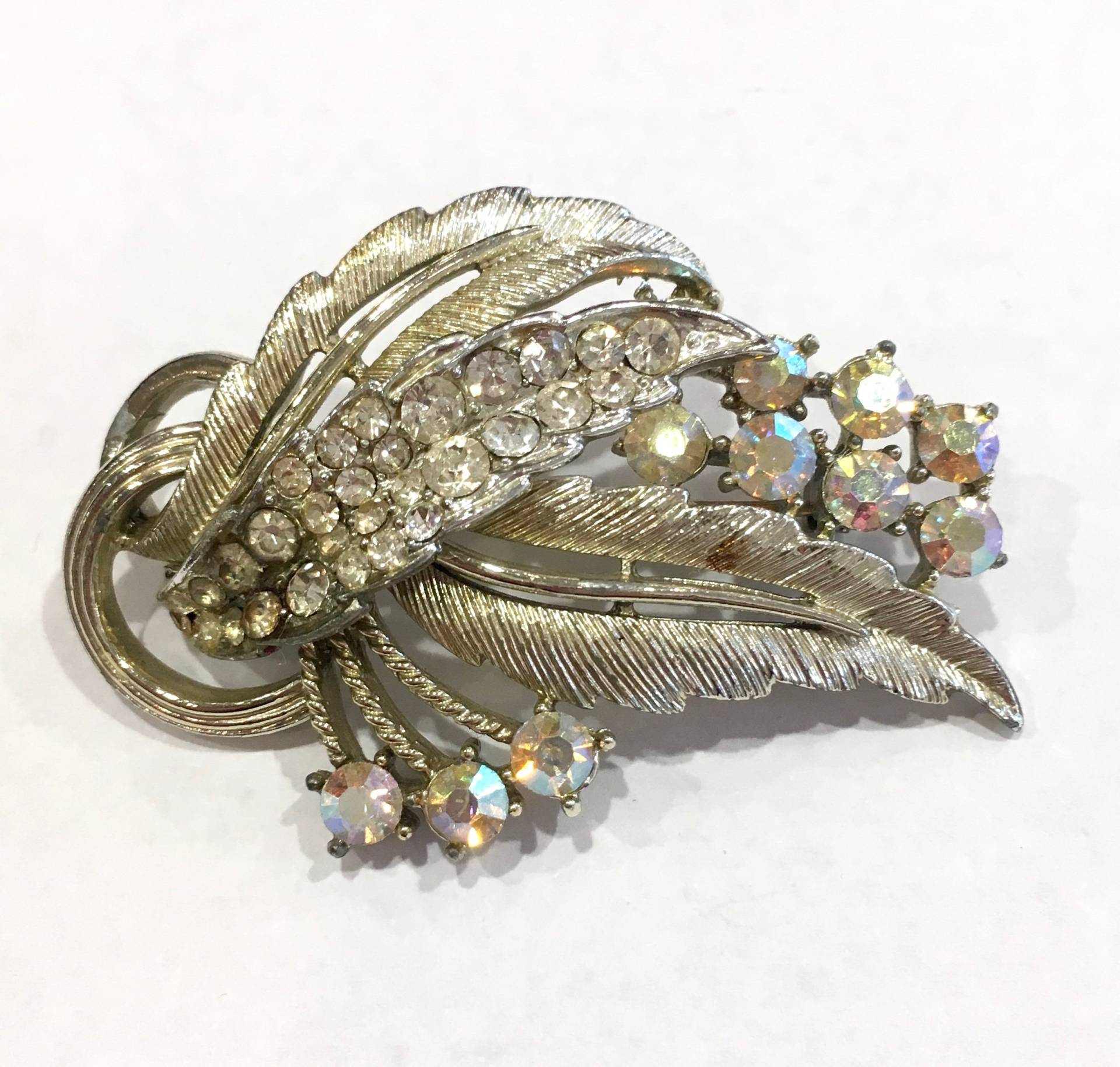 Aurora Borealis Coro Gold Ton Ab Kristall Steine Blatt Blume Pin Brosche Vintage von WickedCrafts