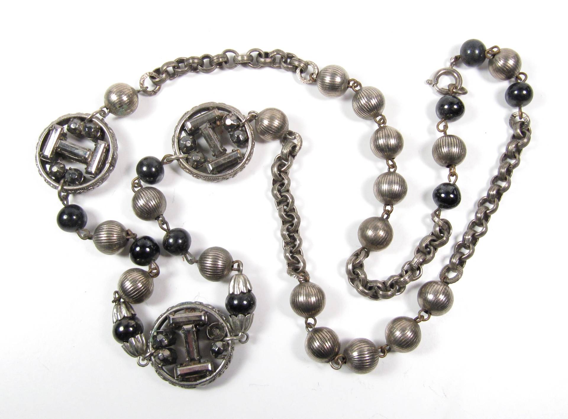 Mid Century Schwarz Grau Silber Kristall Kunst Glasperlen Halskette Vintage Deco Stil von WickedCrafts