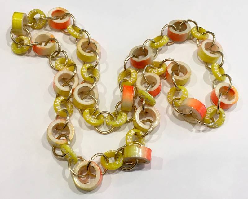 Neon Gelb & Orange Hartplastik Kreis Und Messing Ring Halskette Neon Gelb & Orange Hartplastik Kreis Und Messing Ring Halskette von WickedCrafts