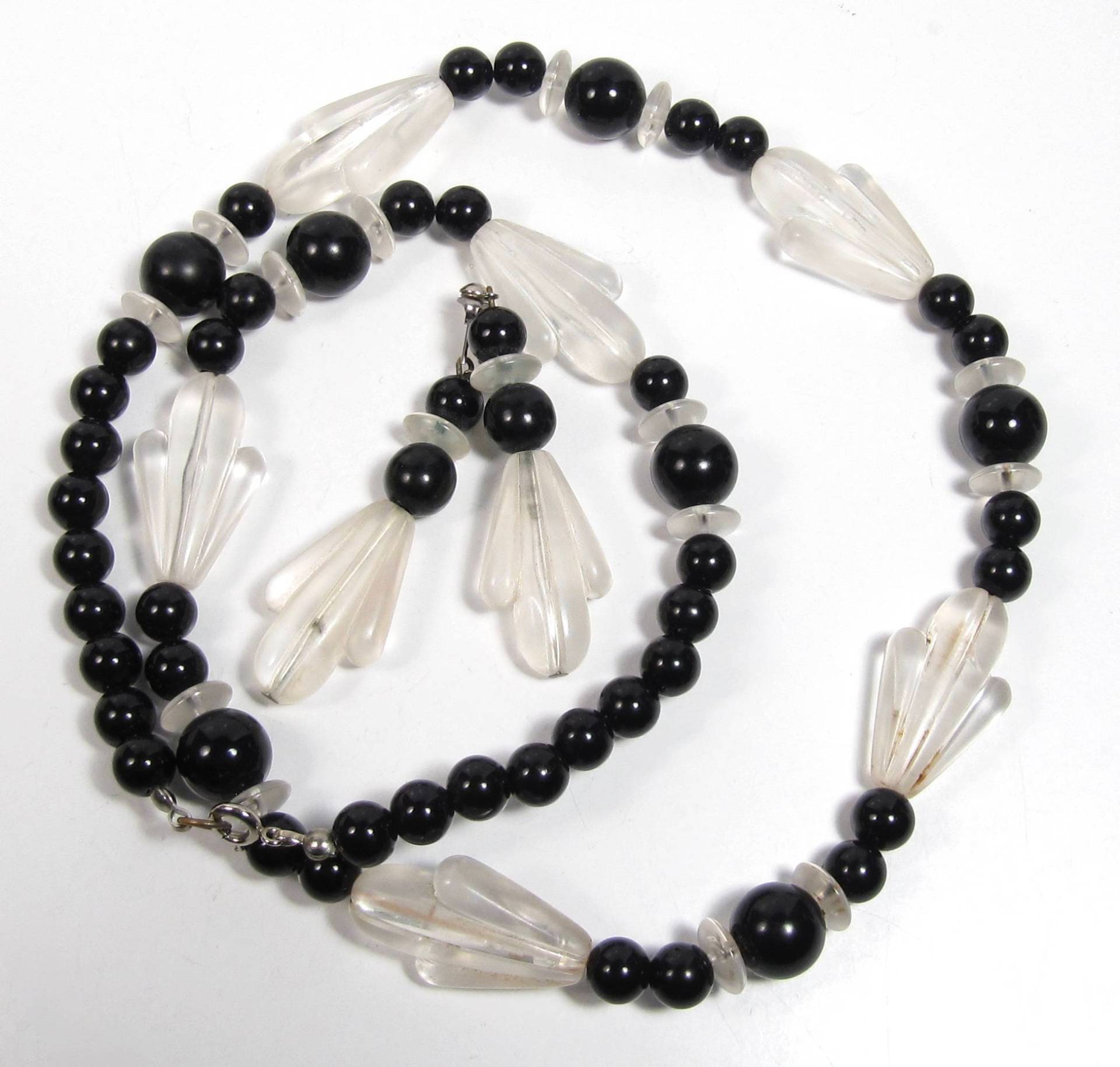 Vintage Frosted Klar & Schwarz Lucite Perlenkette Und Ohrringe Set 1980Er Jahre 24" von WickedCrafts