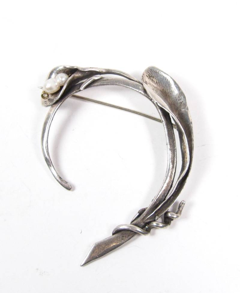 sterling Silber Lily Süßwasser Perle C Geformtbrosche Pin Vintage Art10Koykor? sterling Silber Lily Süßwasser Perle C Geformtbrosche Pin Vintage Art10Koykor? von WickedCrafts
