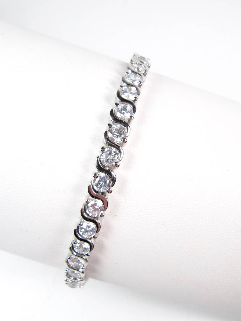 sterling Silber Runde Zirkonia Tennis Armband 7, 5" Signiert Pk sterling Silber Runde Zirkonia Tennis Armband 7, 5" Signiert Pk von WickedCrafts