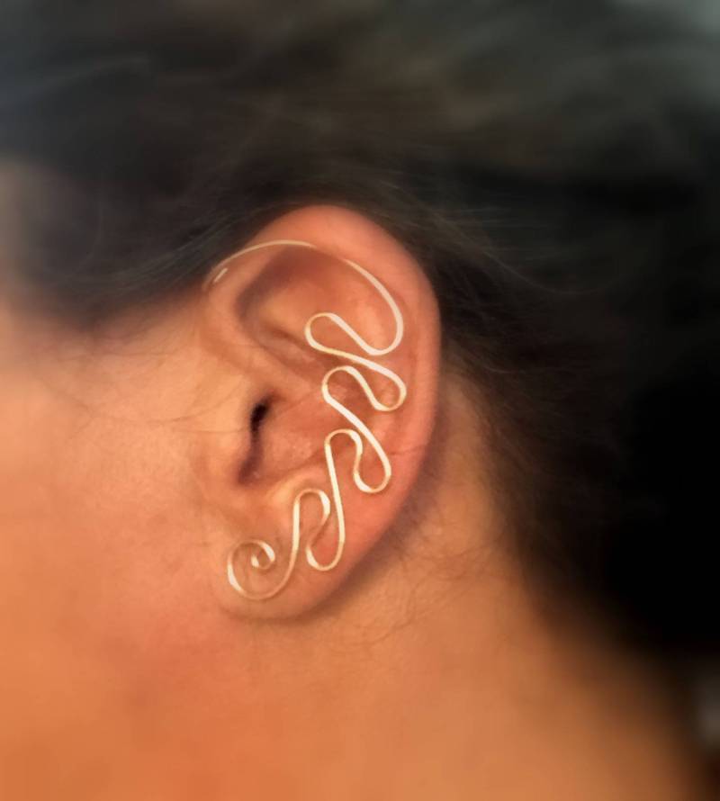 Paisleywelle Ohrmanschette, Ranke Schmuck, Ohrschmuck, Ohr Kletterer, Wickeln, Jacke, Silber Platte, Nicht Durchbohrt von WickedlyWired