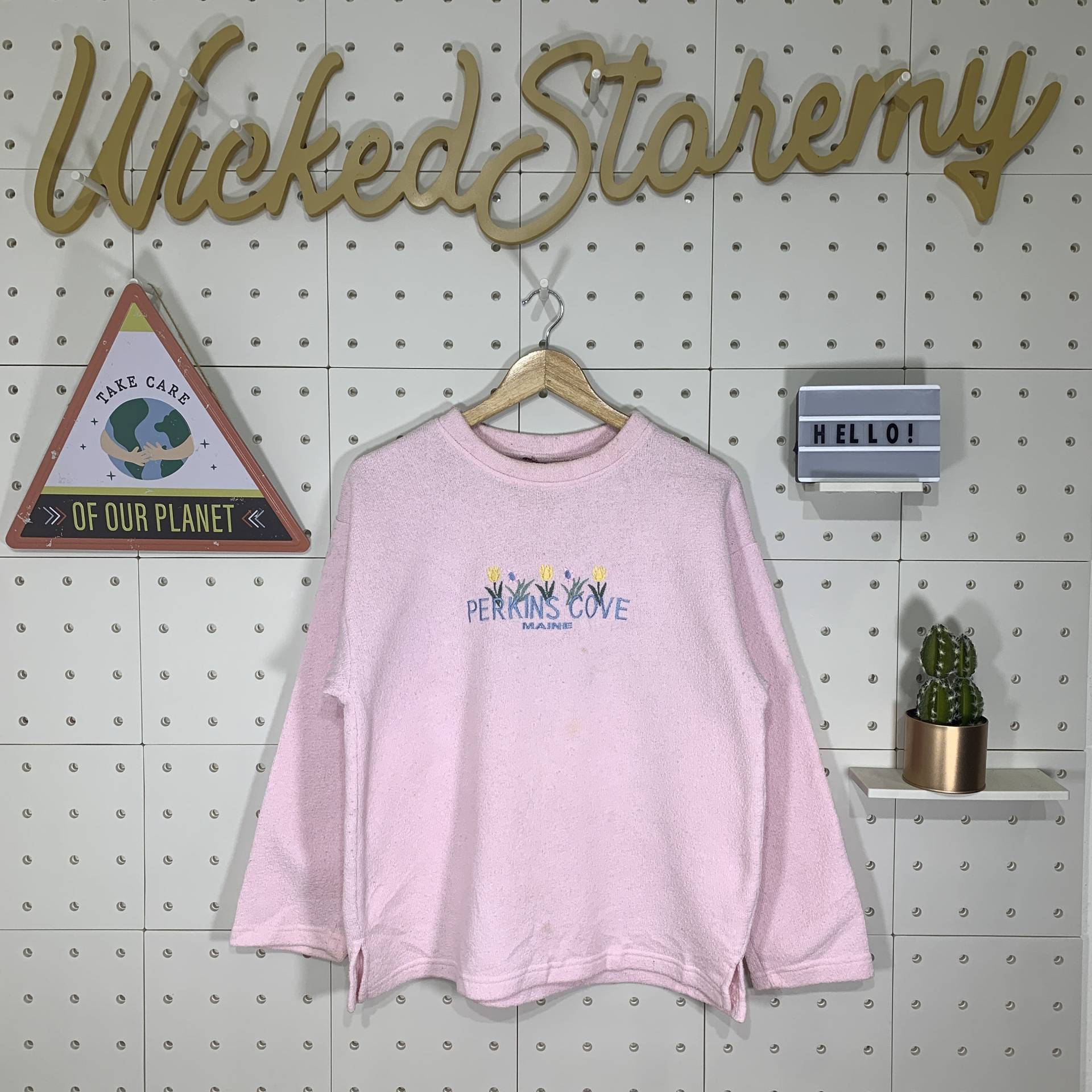 Vintage 90Er Jahre Maine Usa Sweatshirt Crewneck Perkins Cove Pullover Spellout Place Logo Rosa Farbe Herren L von Wickedstoremy