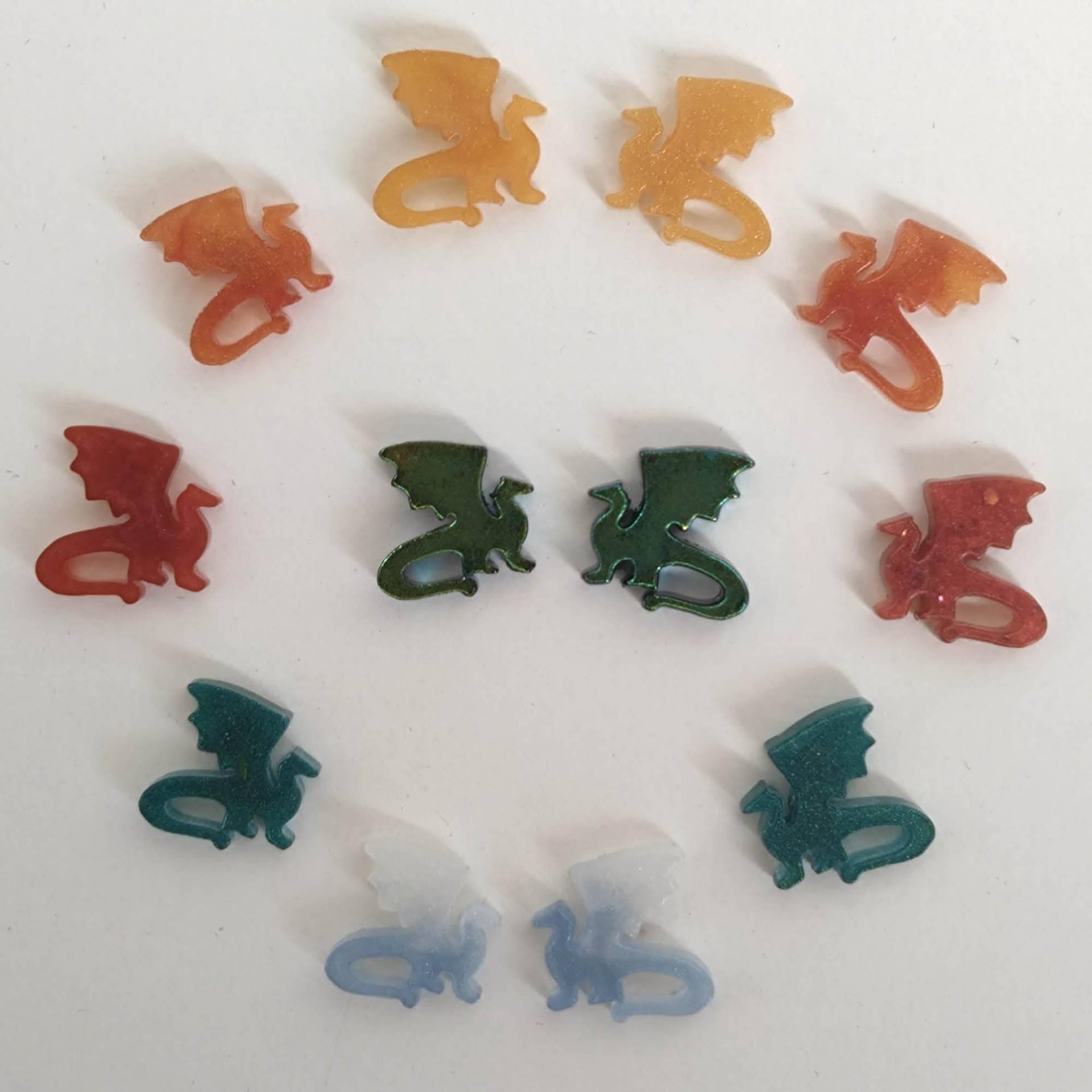 Drache - Ohrstecker, Epoxidharz, 925 Silber Drache - Ohrstecker, Epoxidharz, 925 Silber von WieselsWerkstatt