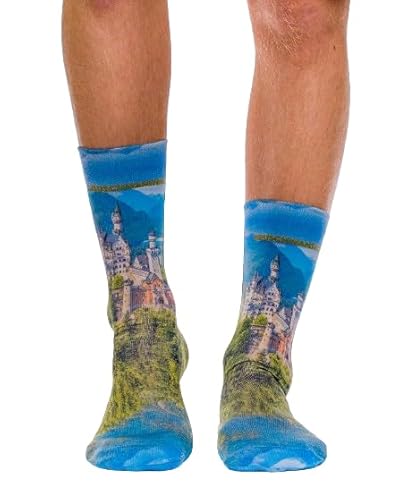 Wigglesteps | Men's Calf Length Socks | Neuschwanstein Collection | EU 41-46 (Light Blue) von Wigglesteps