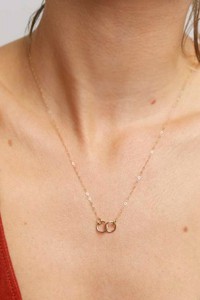 Wild Fawn Connected Circle Fairtrade Gold Kette von Wild Fawn