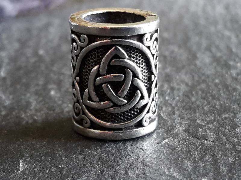 Bartperle Haarperle Triquetra Wikinger Kelten Nordic von WildFilz
