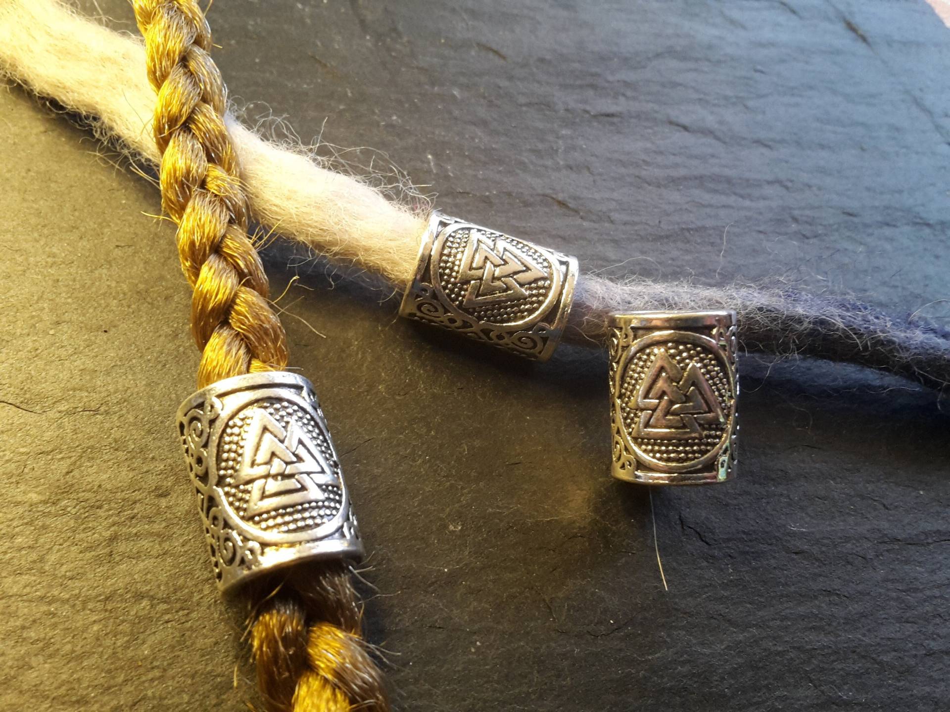 Bartperle Haarperle Valknut Wikinger Nordic von WildFilz