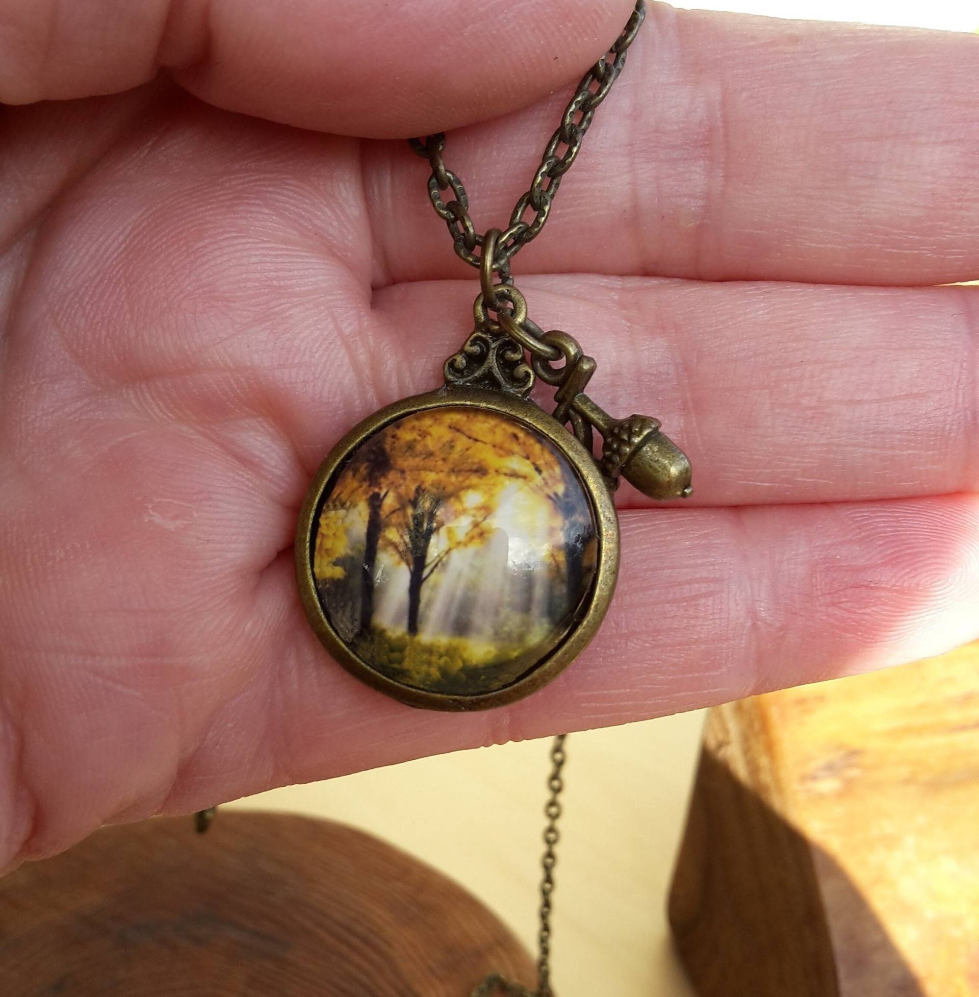Halskette Herbstwald, Bronzefarbe, Cabochon, Wald, Herbstschmuck von WildFilz