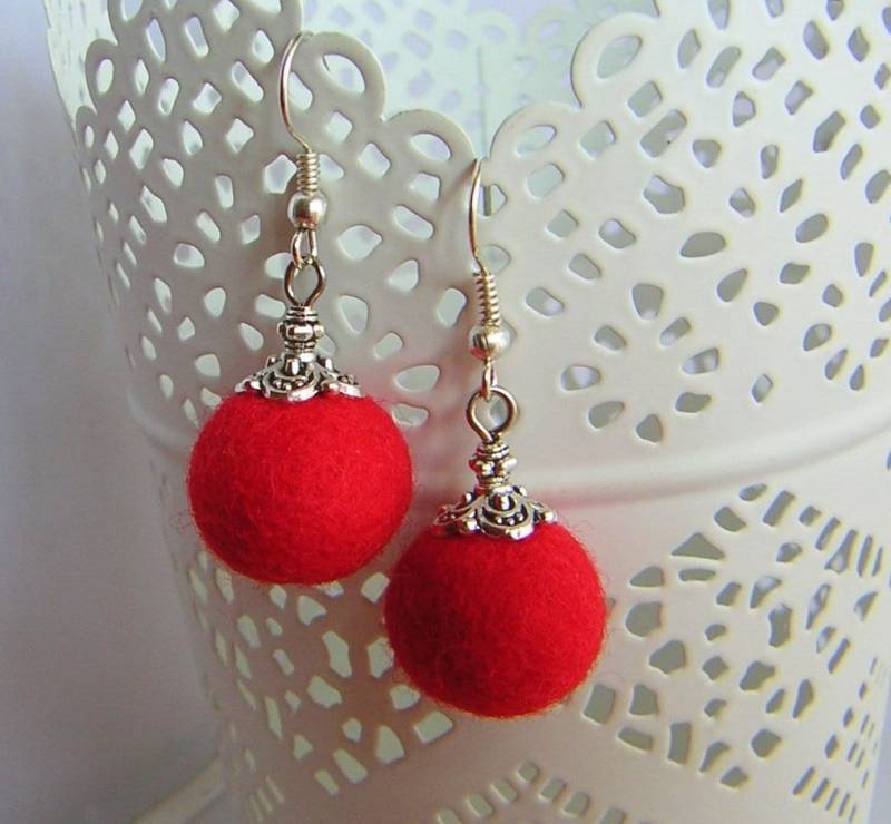 Ohrringe Filzkugeln Rot, Filzohrringe Edelstahlhaken von WildFilz