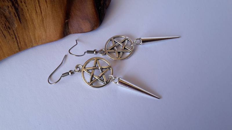 Ohrringe Pentagramm Mit Spikes Edelstahlhaken von WildFilz