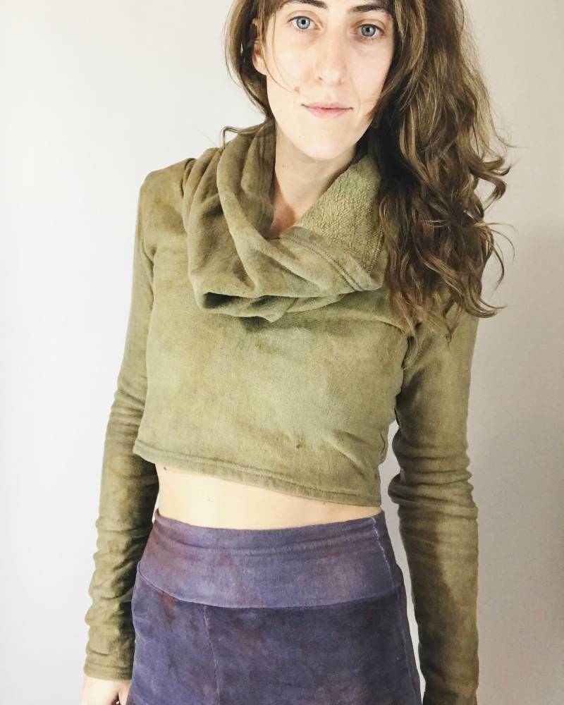 Forager Crop - Pflanzengefärbt Sweatshirt Aus Bio-Baumwolle Und Hanf Mit Wasserfall-Ausschnitt von WildHarvestStudio