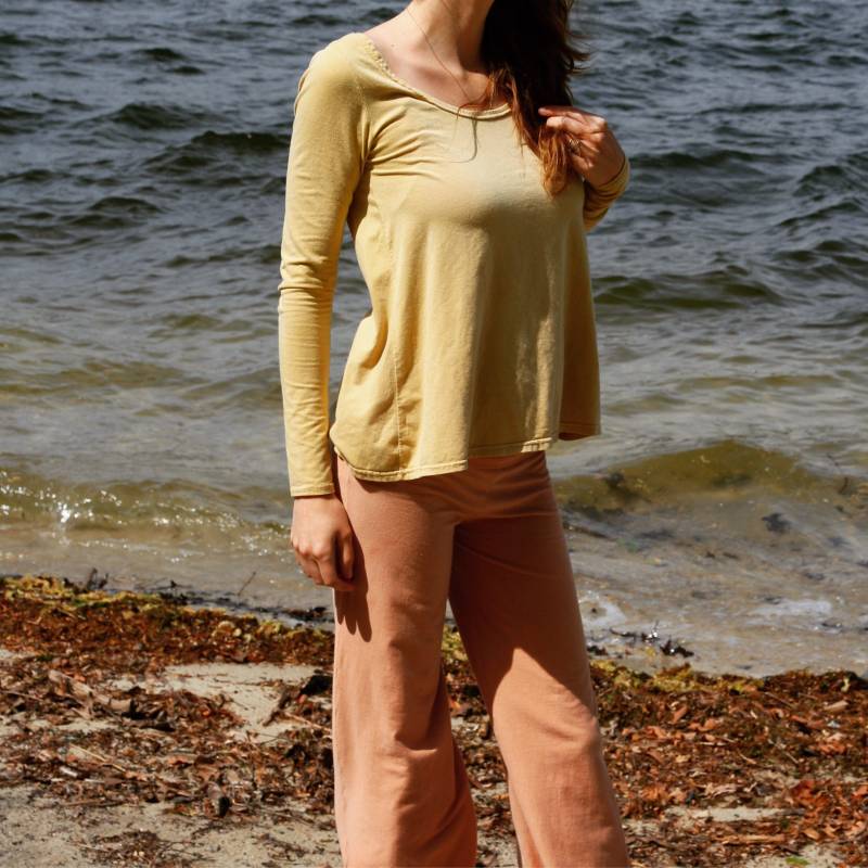 Hanf Shirt - Flow Solids Bio Baumwolle Und Stretch Stoff Pflanzenfärbung von WildHarvestStudio