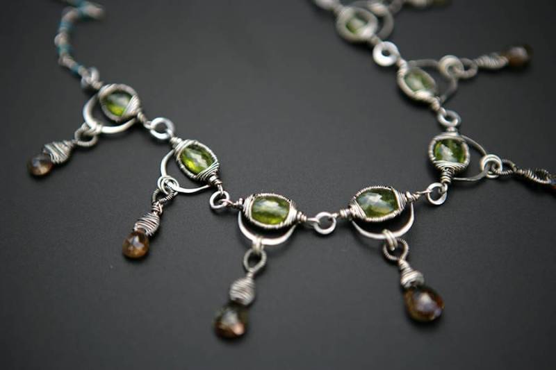 Vesuvianit Und Andalusit Halskette Vesuvianit Und Andalusit Halskette von WildKindredDesigns