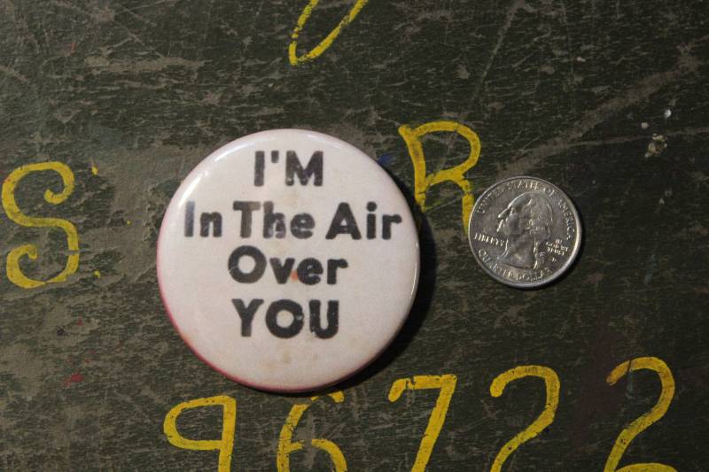 I'm in The Air Over You 2.25" Button Schlüsselanhänger Magnet Pin Badge 1940S Vintage Repro Romantisch Lustig Humor Humorvoll Double Entender Retro von WildPaisleyButtonCo