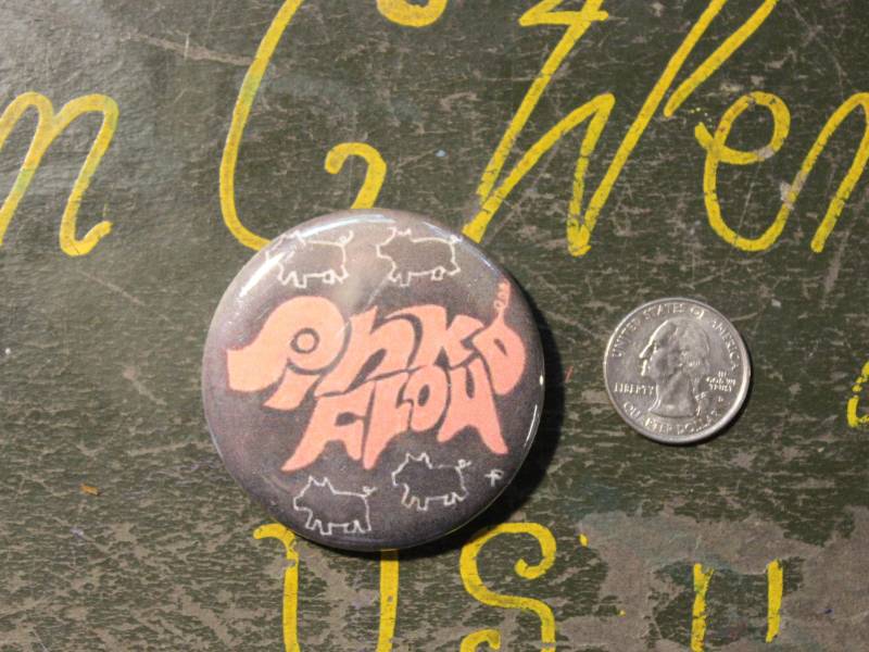 Pink Floyd 2.25" Button Schlüsselanhänger Tiere 1977 Magnet Pin Badge Roger Waters Syd Barrett Vintage Rock & Roll Musik Sammler Ikone Geschenk von WildPaisleyButtonCo