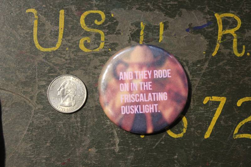 Royal Tenenbaums 2.25"Button Schlüsselanhänger Und Sie Ritten Weiter Im Friscalating Dusklight Magnet Pin Abzeichen Geschenk Eli Wes Anderson Film von WildPaisleyButtonCo