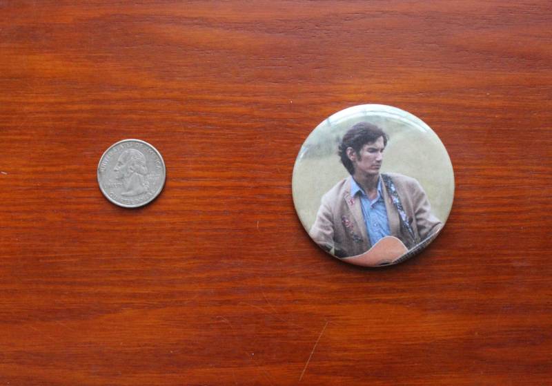 Townes Van Zandt 2.25"Magnet Button Schlüsselanhänger Pin Badge Vintage Junge Musik Country Rock Roll Musiker Warten Rund Um Blues Geschenk von WildPaisleyButtonCo