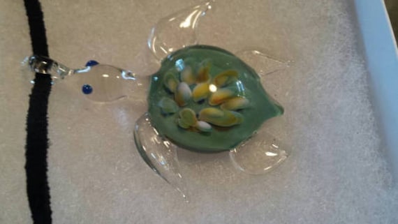 Lampworked Glas Sea Turtle Anhänger Gemacht, Um Jede Farbe Zu Bestellen Lampworked Glas Sea Turtle Anhänger Gemacht, Um Jede Farbe Zu Bestellen von WildPonyStudio