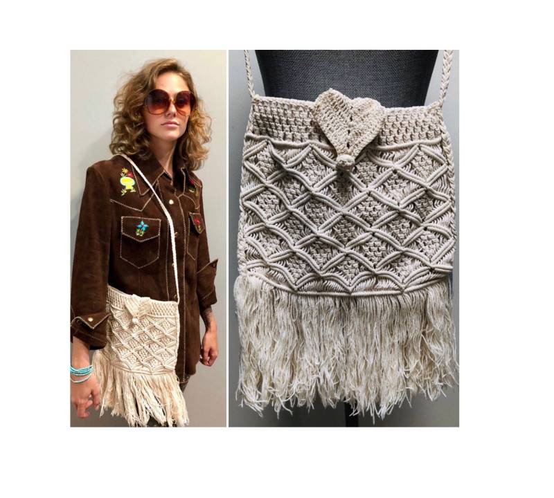 Vintage 1970Er Jahre Weiß Makramee Boho-Hippy Schultertasche W/Fringe Vintage 1970Er Jahre Weiß Makramee Boho-Hippy Schultertasche W/Fringe von WildRoseVintageDtcom