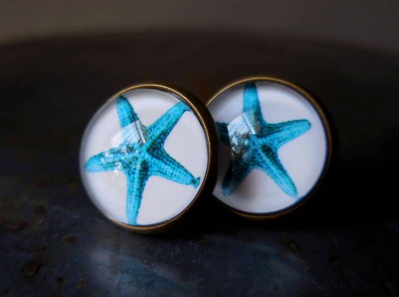Seestern Ohrstecker, Pazifik Blau Ozean Inspirierte Blaue Vintage-stil, Bronze Glas, Messing, Runder Ohrstecker von WildStone