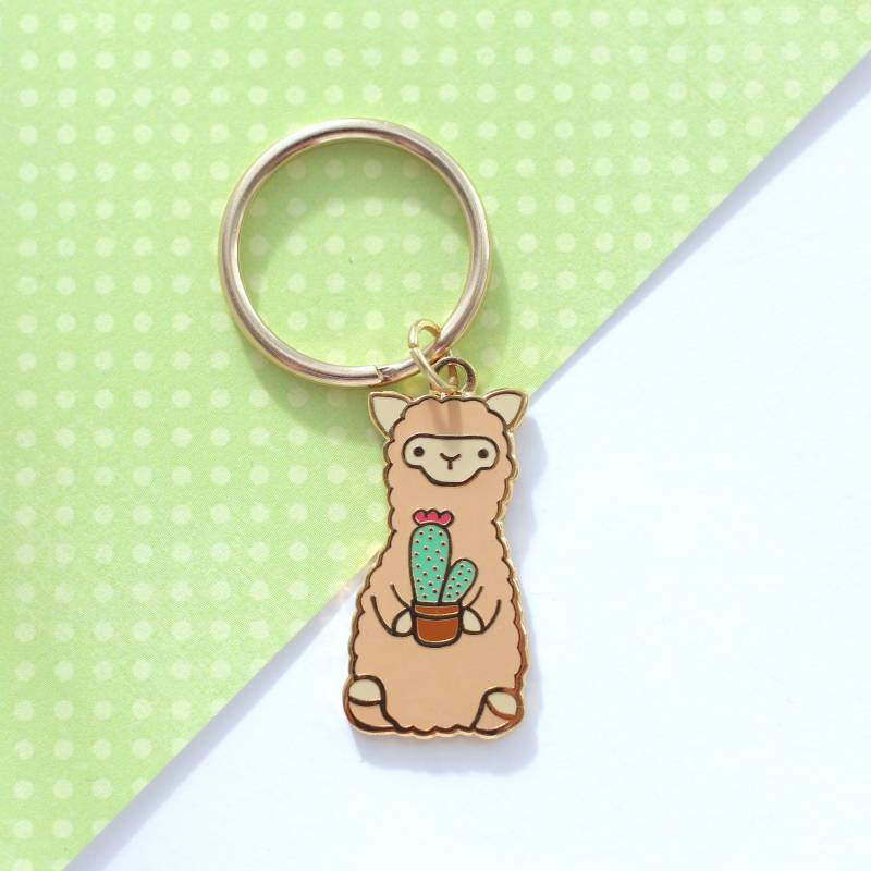 Kaktus Alpaka Schlüsselanhänger. Lama Schmuck. Süßer Schlüsselanhänger Aus Emaille. Tier Charm. Geschenk. Charm Geldbörse. Witziges Zubehör Kaktus Alpaka Schlüsselanhänger. Lama Schmuck. Süßer Schlüsselanhänger Aus Emaille. Tier Charm. Geschenk. Charm Geldbörse. Witziges Zubehör von WildWhimsyWoolies