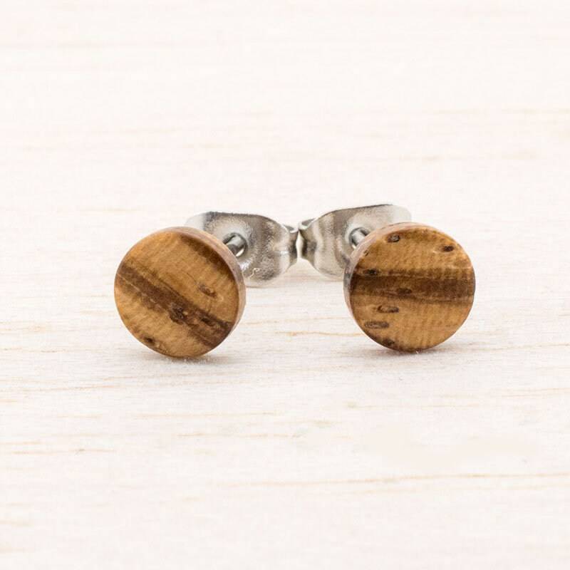 Holz Ohrstecker Ø6mm, Schlichte Kleine Holzohrringe Holzohrstecker, Unisex Für Frauen Männer, Geschenkidee Freundin Mutter, Holzschmuck von WildWoodManufaktur