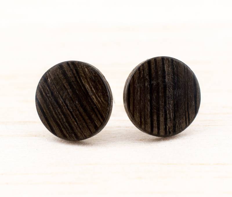 Kleine Holz Ohrstecker Ø11mm Mini Ohrringe Dünne Runde Kleine Hölzerne Fake Plugs Wood Earrings Wooden Ear Studs Naturschmuck von WildWoodManufaktur