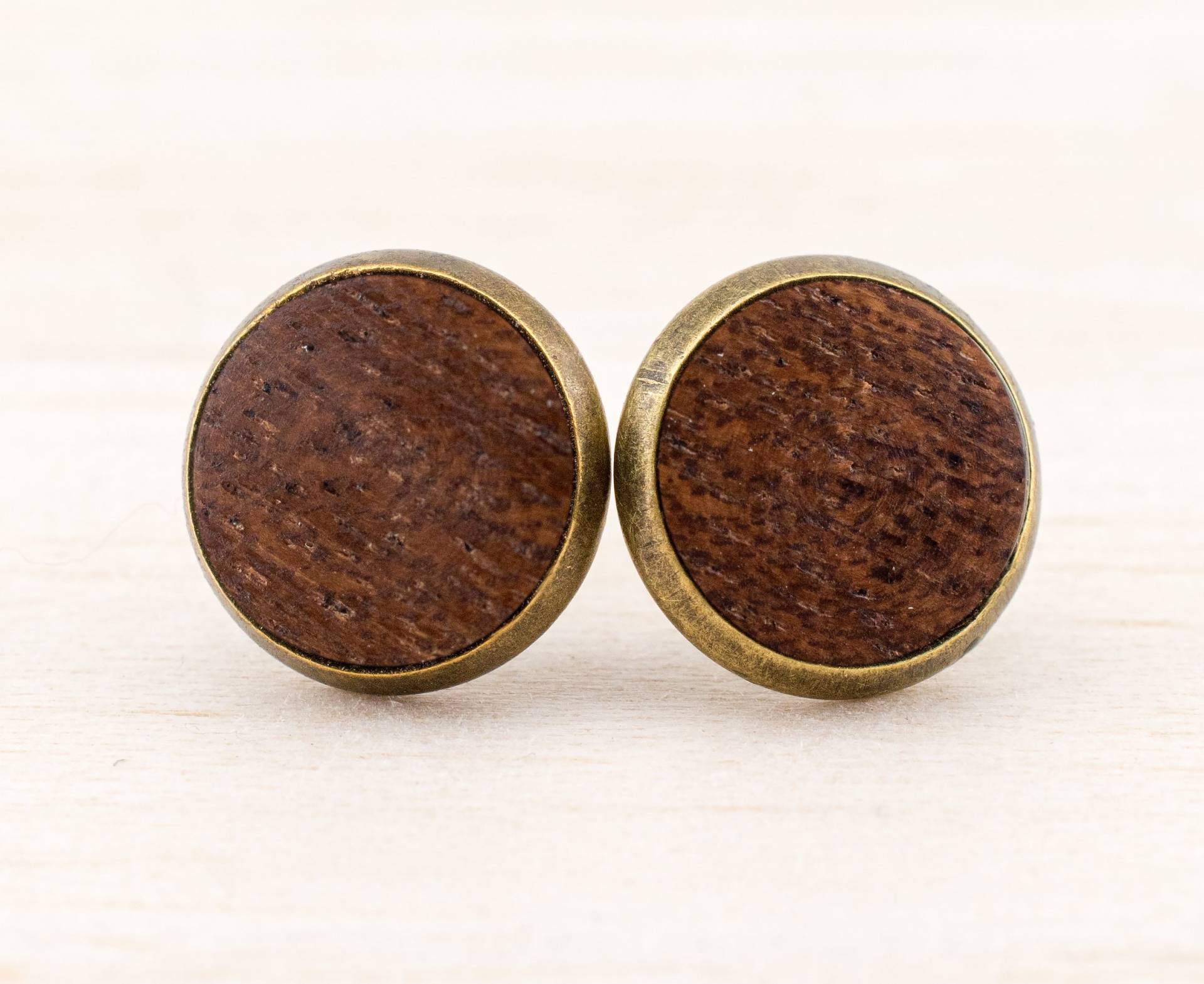 Ohrstecker Holz Cabochon Ohrringe Bronze, Holz, Geschenk Für Sie, Weihnachtsgeschenk Freundin, Geeignet Männer von WildWoodManufaktur