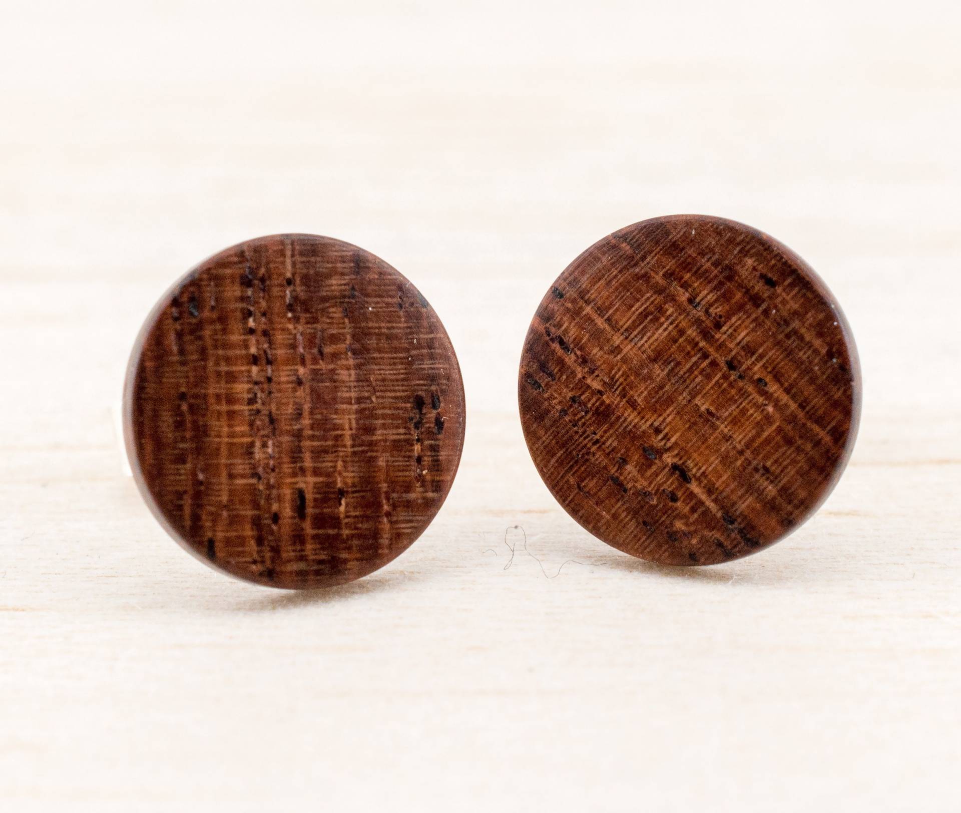 Rustikale Holz Ohrstecker Ø11mm, Holzohrringe Rund Handgefertigt, Hochwertiges Geschenk Für Sie & Ihn, Echtholz Ohrringe Holzschmuck Natur von WildWoodManufaktur