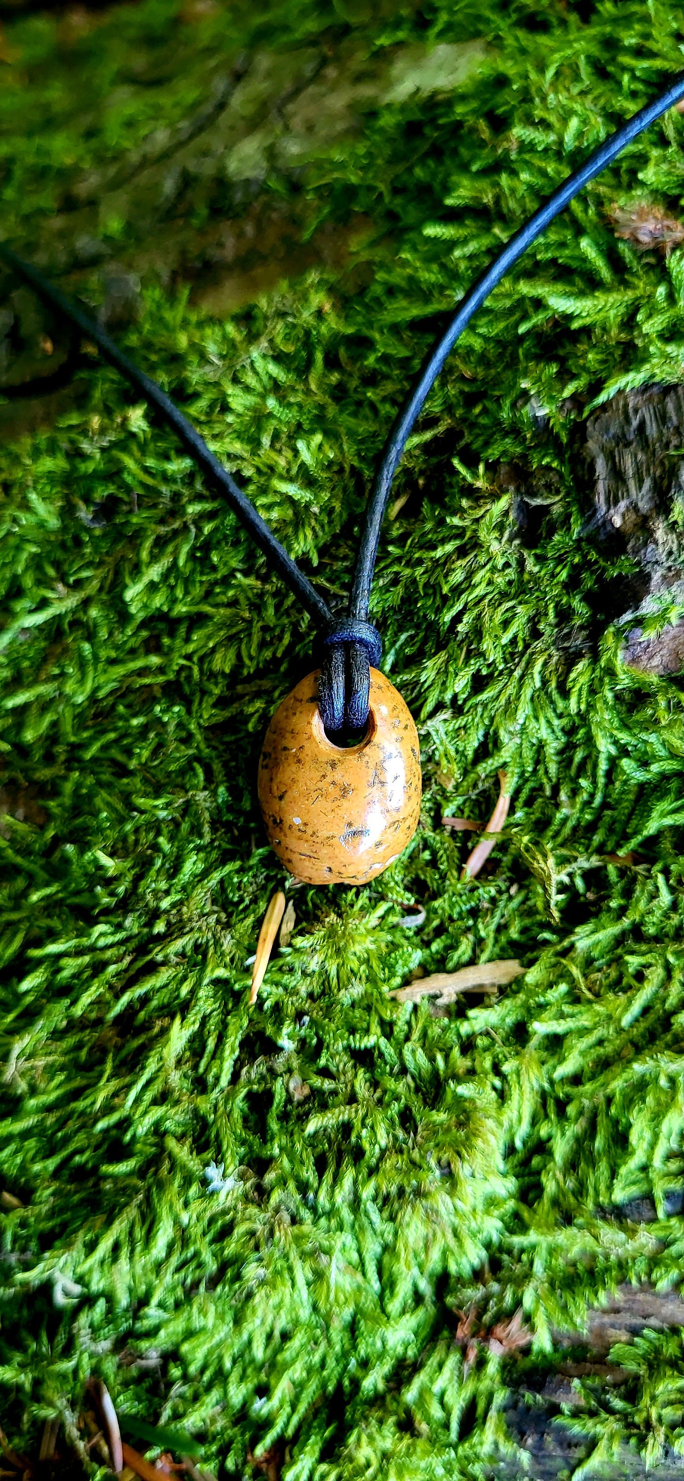 Halskette Mit Steinanhänger Halskette Mit Steinanhänger von Wildcraftz
