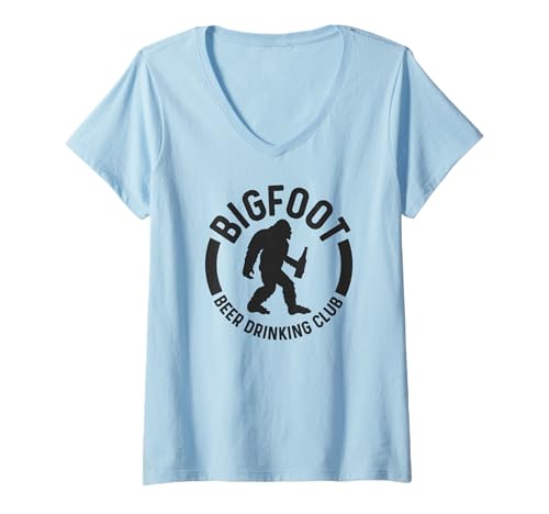 Damen Bigfoot Beer Drinking Club Lustiges Sasquatch Believer Camping T-Shirt mit V-Ausschnitt Damen Bigfoot Beer Drinking Club Lustiges Sasquatch Believer Camping T-Shirt mit V-Ausschnitt von Wilderness Roaming Bigfoot & Beer