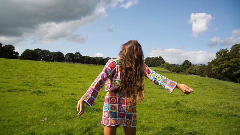 Tutti Frutti Oma Square Häkel Cardigan Tutti Frutti Oma Square Häkel Cardigan von Wildorangetree