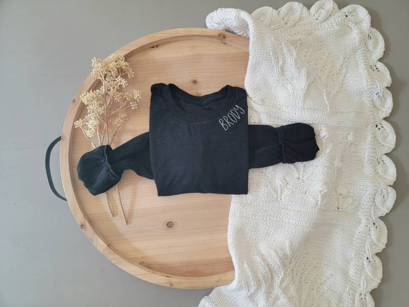 Gestickte Name Jugend Langarm-Monogramm ShirtCrew Neck-Boys Shirt-Girls Shirt von Wildsongoods