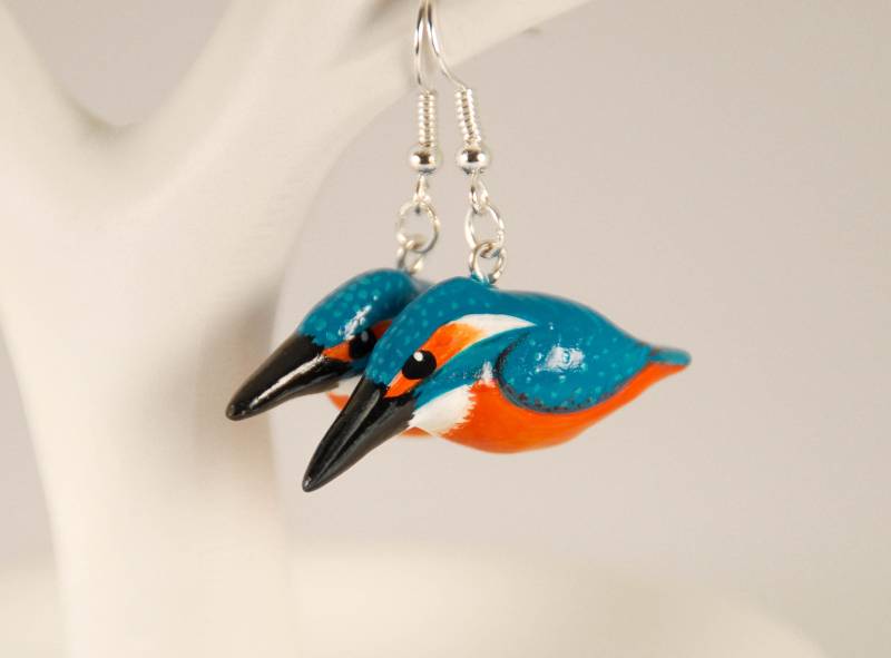 Eisvogel Ohrringe - Handbemalt Naturgeschenk Damenschmuck Bunter Vogel von Wildyfraise