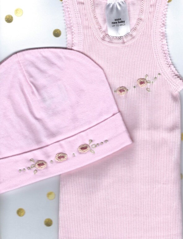 Babyausstattung, Rosa Set, Passendes Babyset, Baby Singlet, Babymütze, Nach Hause Kommen Outfit, Krankenhaus Neugeborenen Top von Wilgaparkcraftcorner