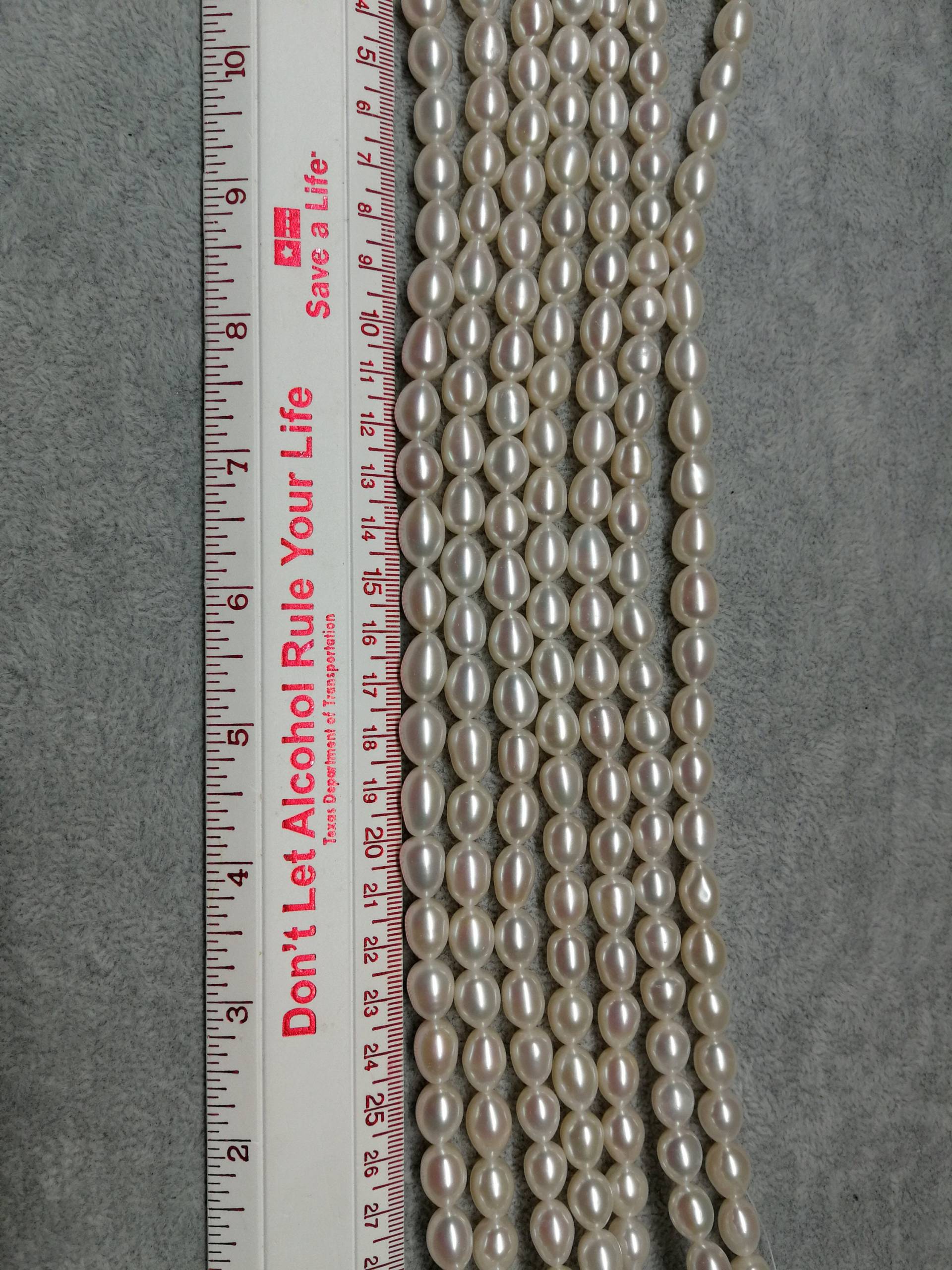 Aaa 8, 5-9, 5 Mm Hohen Glanz Weiß Süßwasser Zuchtperlen Perlen - Tear Drop/Reis/Oval Lose Stränge Großhandel Aaa 8, 5-9, 5 Mm Hohen Glanz Weiß Süßwasser Zuchtperlen Perlen - Tear Drop/Reis/Oval Lose Stränge Großhandel von WillPearlJewelry