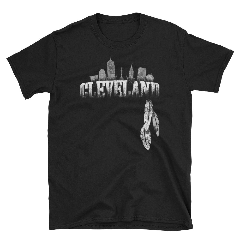 Cleveland Skyline Von Ohio Nativen Federn Shirt Kurzarm Unisex T-Shirt Cleveland Skyline Von Ohio Nativen Federn Shirt Kurzarm Unisex T-Shirt von WillPowerDandA