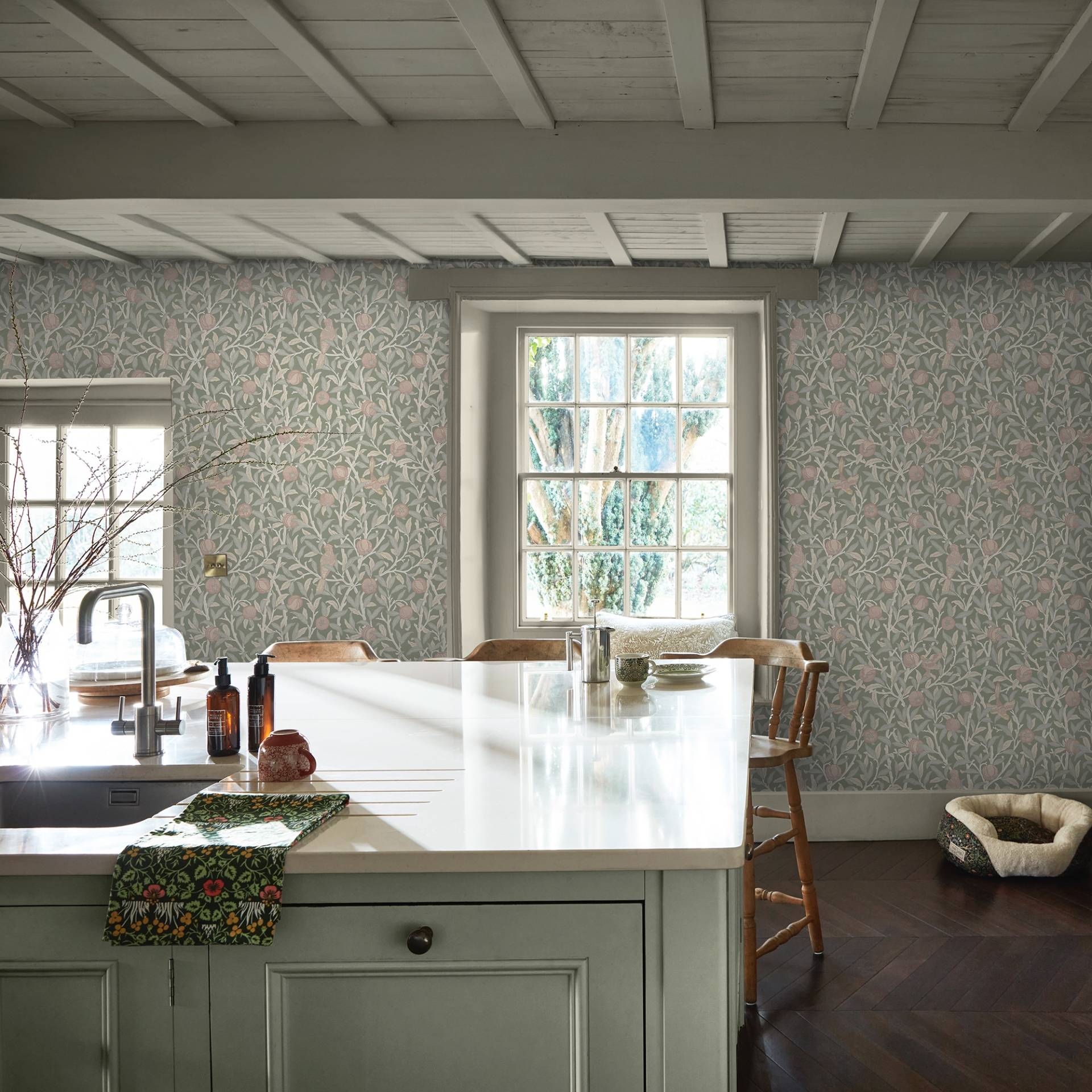 WILLIAM MORRIS AT HOME Vliestapete "Bird & Pomegranate" Motiv glatt Design Tapeten von William Morris At Home