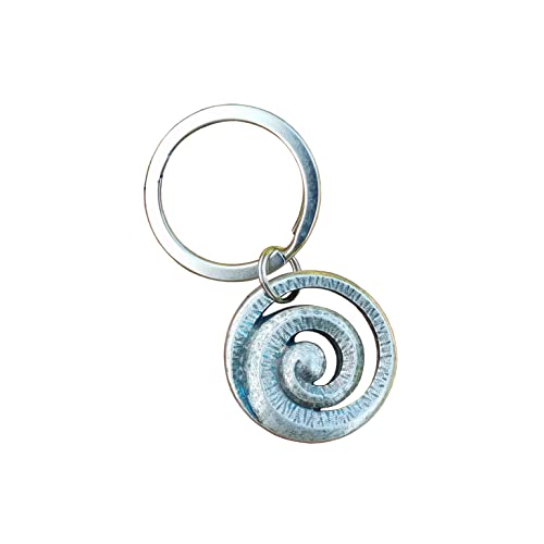 Spiral-Schlüsselanhänger, Koru-Schlüsselanhänger, handgegossen, aus feinem Zinn, von William Sturt, Einheitsgröße, Zinn von William Sturt Fine Pewter