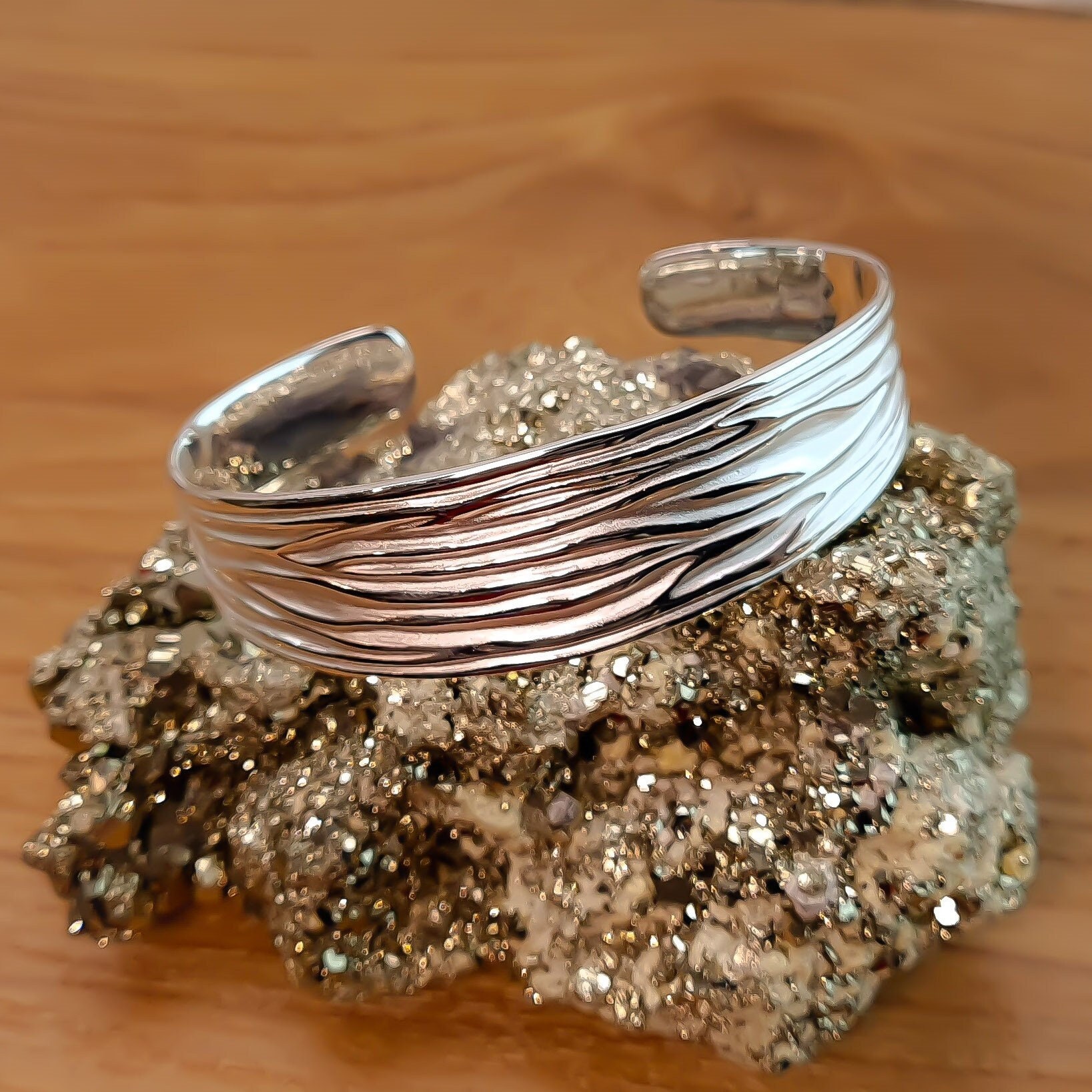 Armreif - Silberarmreif in Silber Silberreif Reif Armschmuck Sterlingsilber Silberschmuck Nickelfrei Armreif - Silberarmreif in Silber Silberreif Reif Armschmuck Sterlingsilber Silberschmuck Nickelfrei von WilliamsSchmuck