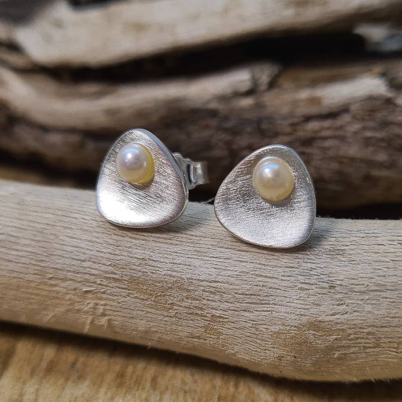 Perlohrstecker - Aus Silber Ohrstecker Mit Perle Perlenohrstecker Weiße Ohrringe von WilliamsSchmuck