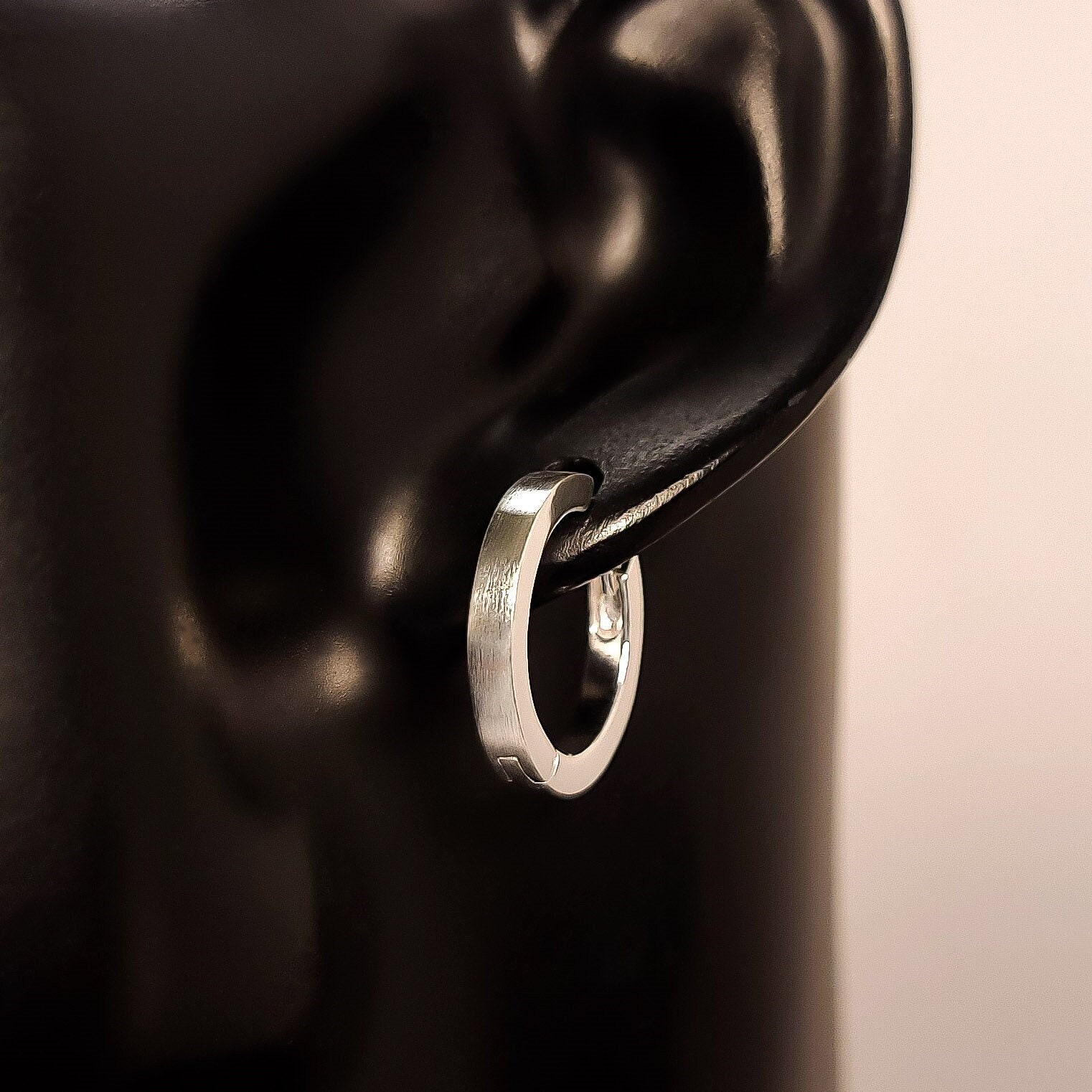 Silber Creolen - Aus 925 Schlichte Ohrringe Scharnier Mattiert Wertige Damenohrringe 19 Mm von WilliamsSchmuck