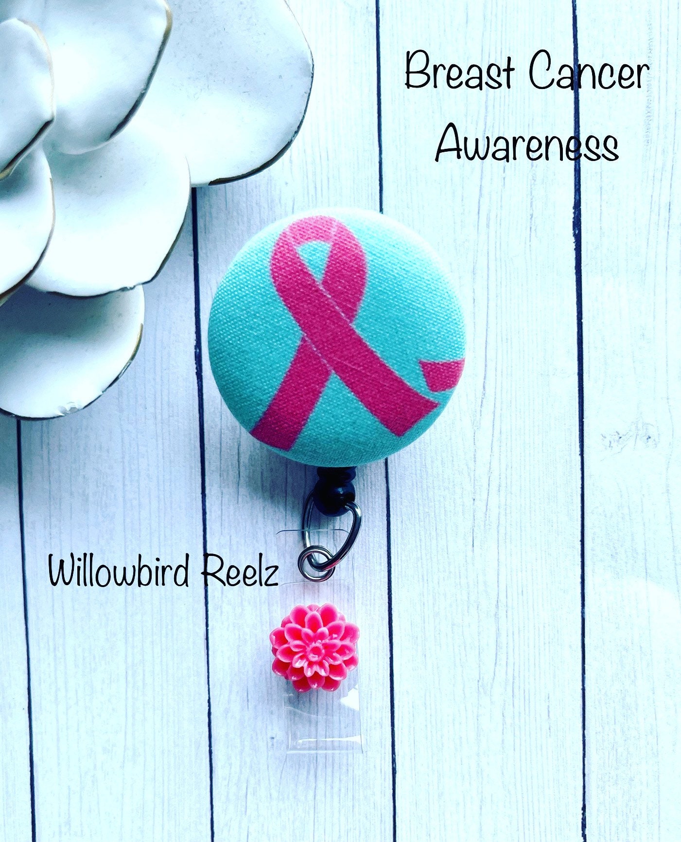 Brustkrebs Bewusstseins-Krankenschwester Einziehbare Id Abzeichen Reel/Rn Badge Holder Arzt Krankenschwester Anstecker Still Student Geschenk Brustkrebs Bewusstseins-Krankenschwester Einziehbare Id Abzeichen Reel/Rn Badge Holder Arzt Krankenschwester Anstecker Still Student Geschenk von WillowBirdReelz