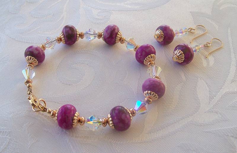 Fuchsia Armband Magenta Gold Gefüllt Helles Rosa Semi Precious Schmuck von WillowLakeJewellery