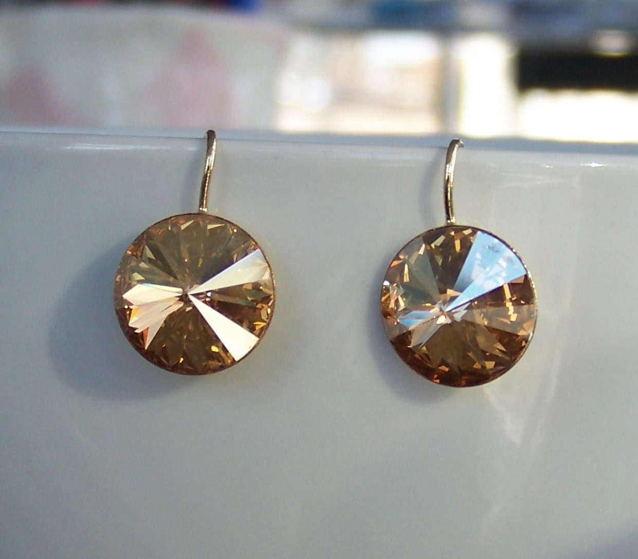 Gold Kristall Ohrringe Swarovski Golden Shadow Rivoli Ohrring Gold Kristall Ohrringe Swarovski Golden Shadow Rivoli Ohrring von WillowLakeJewellery
