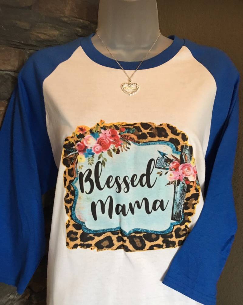 Seliges Mama T-Shirt von WillowRiverRanch