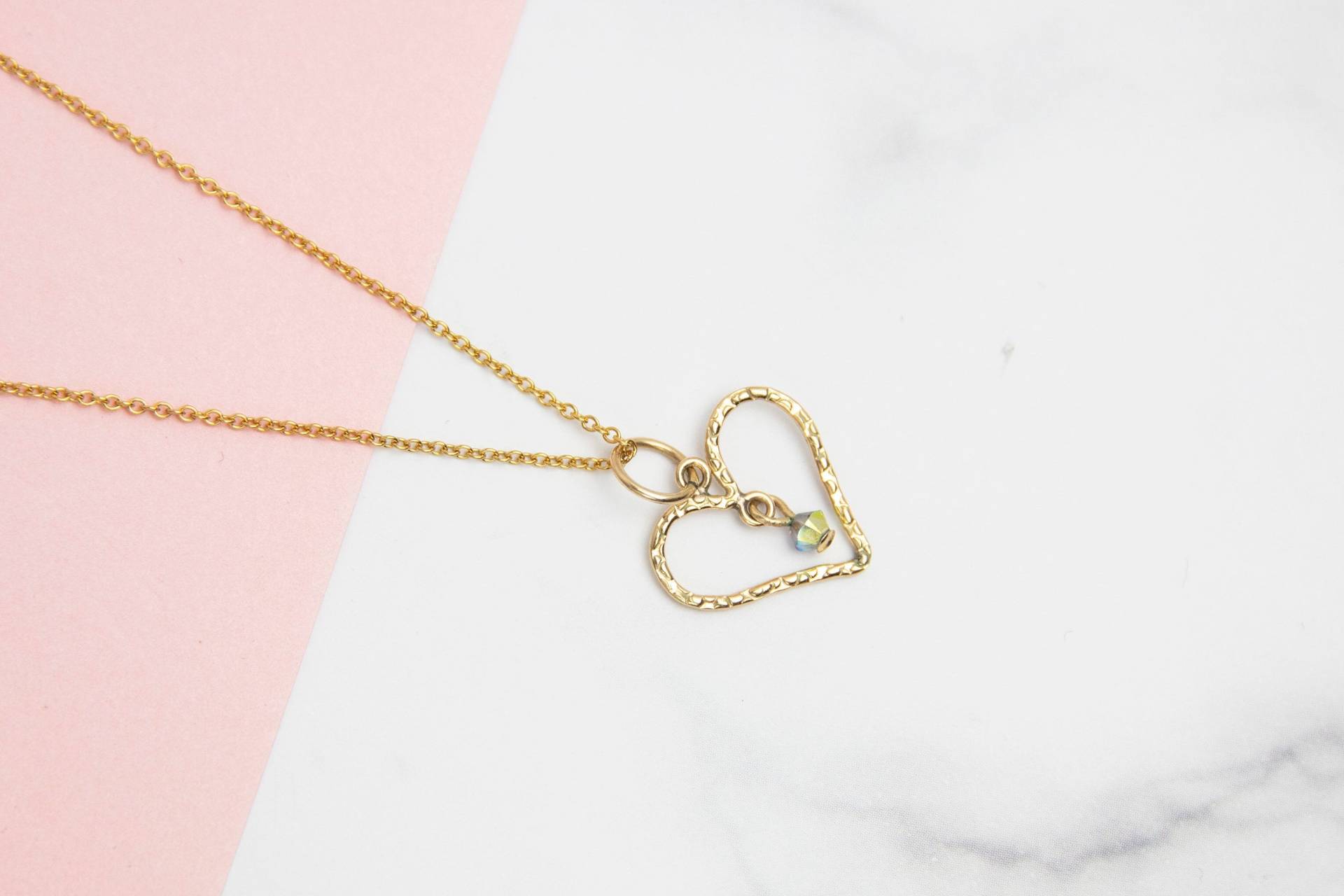 Gold Herz Halskette, Texturiertes Herz, Brautjungfern Liebe Halskette Gold Herz Halskette, Texturiertes Herz, Brautjungfern Liebe Halskette von WillowbrookArtistry
